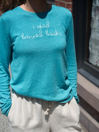 "i read banned books" Mara Crewneck