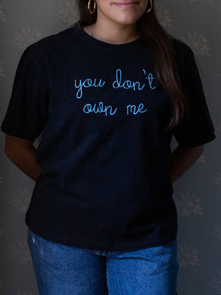 "you don't own me" T-Shirt  Donation10p Black XS 