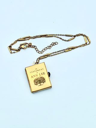 "she stood at the center" Women's Crewneck